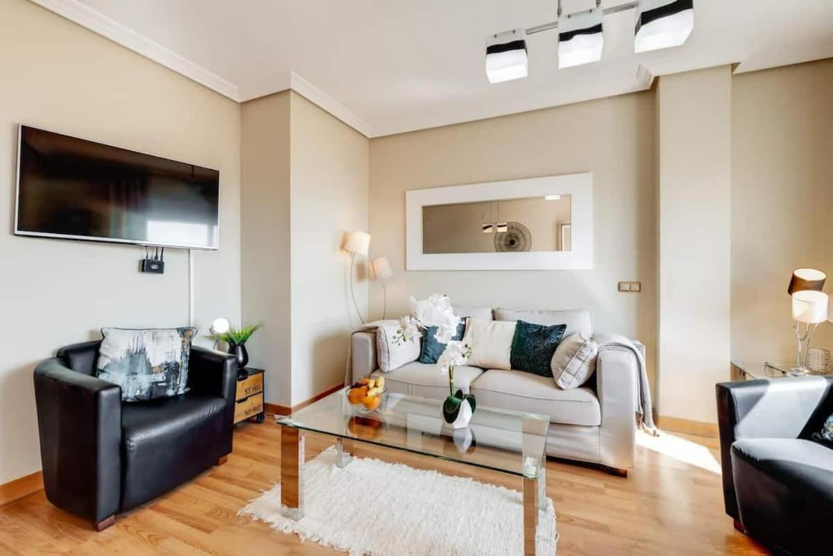 Apartamento Stunning Penthouse In The Centre Of Nerja Exterior foto